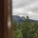 シャレー Mountain Shelter *