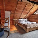 Mountain Shelter ザコパネ