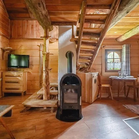 Mountain Shelter ザコパネ