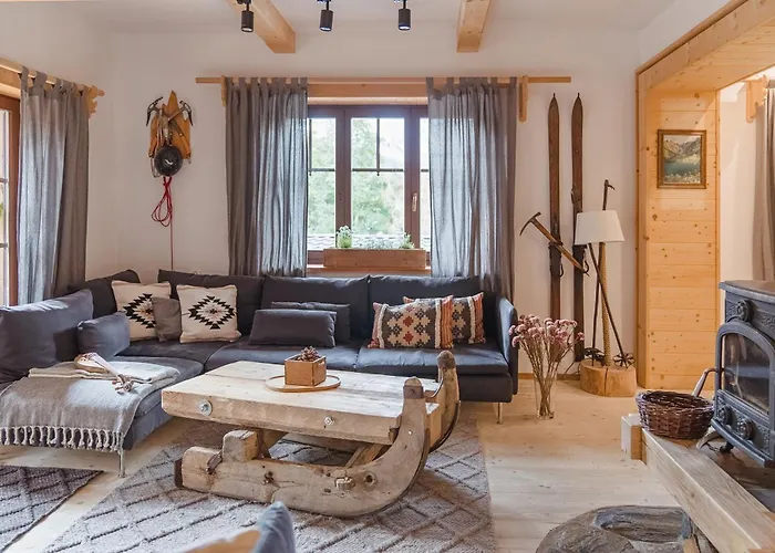 Mountain Shelter Chalet *