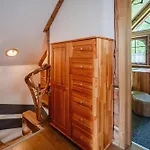 Mountain Shelter Domek alpejski