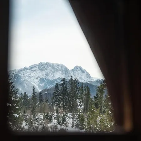 Mountain Shelter Chalet *