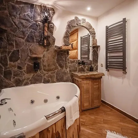 Chalet Mountain Shelter