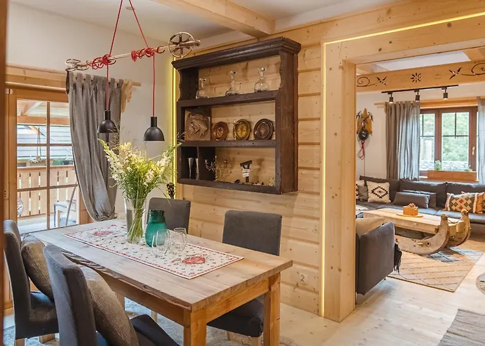 Mountain Shelter Chalé *